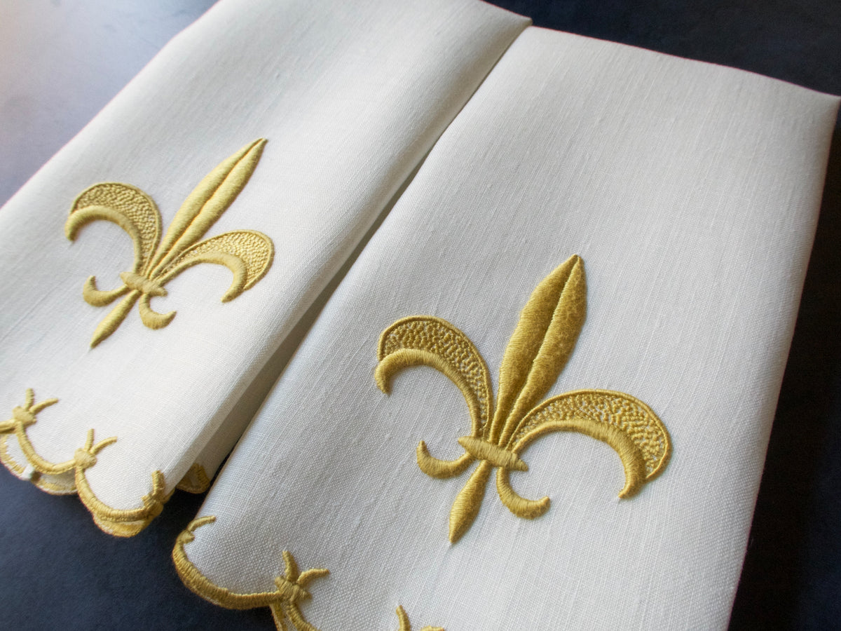 Fleur-De-Lis Vintage Madeira Linen Cocktail Napkins, Set of 8