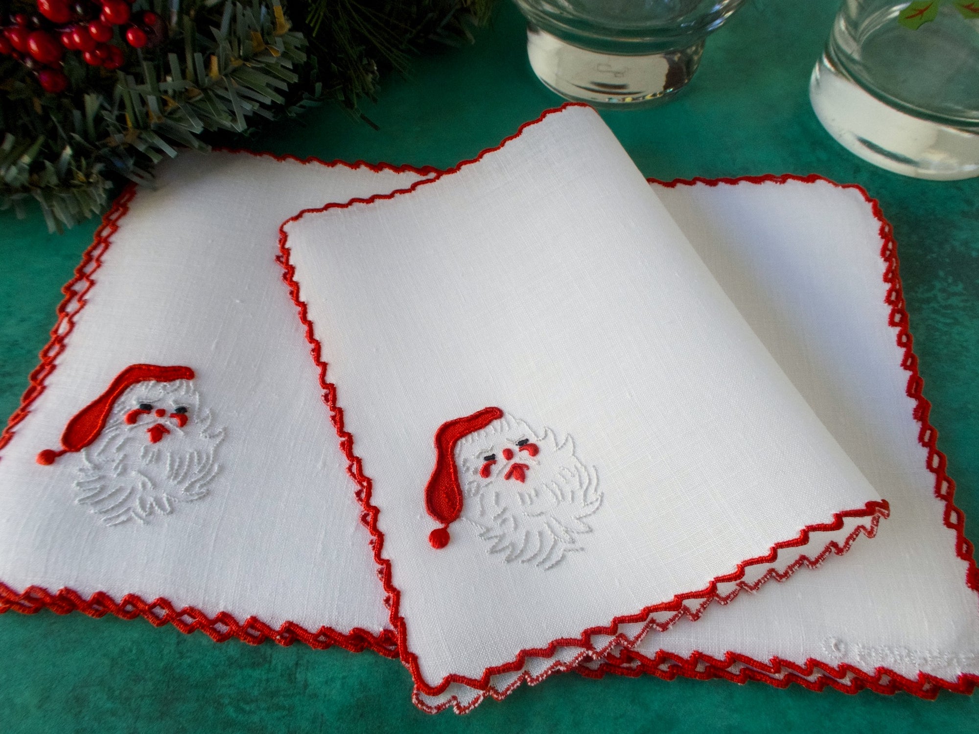 "Papa Noel" Vintage Marghab Santa Cocktail Napkins, Set of 6