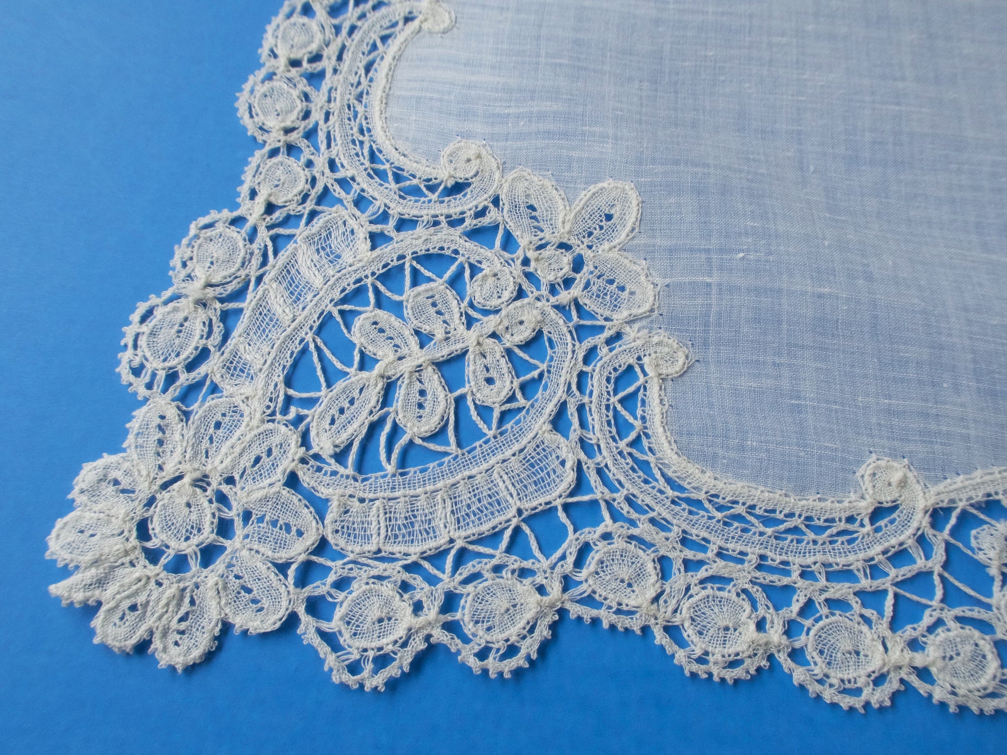 Vintage Duchesse Lace Handkerchief