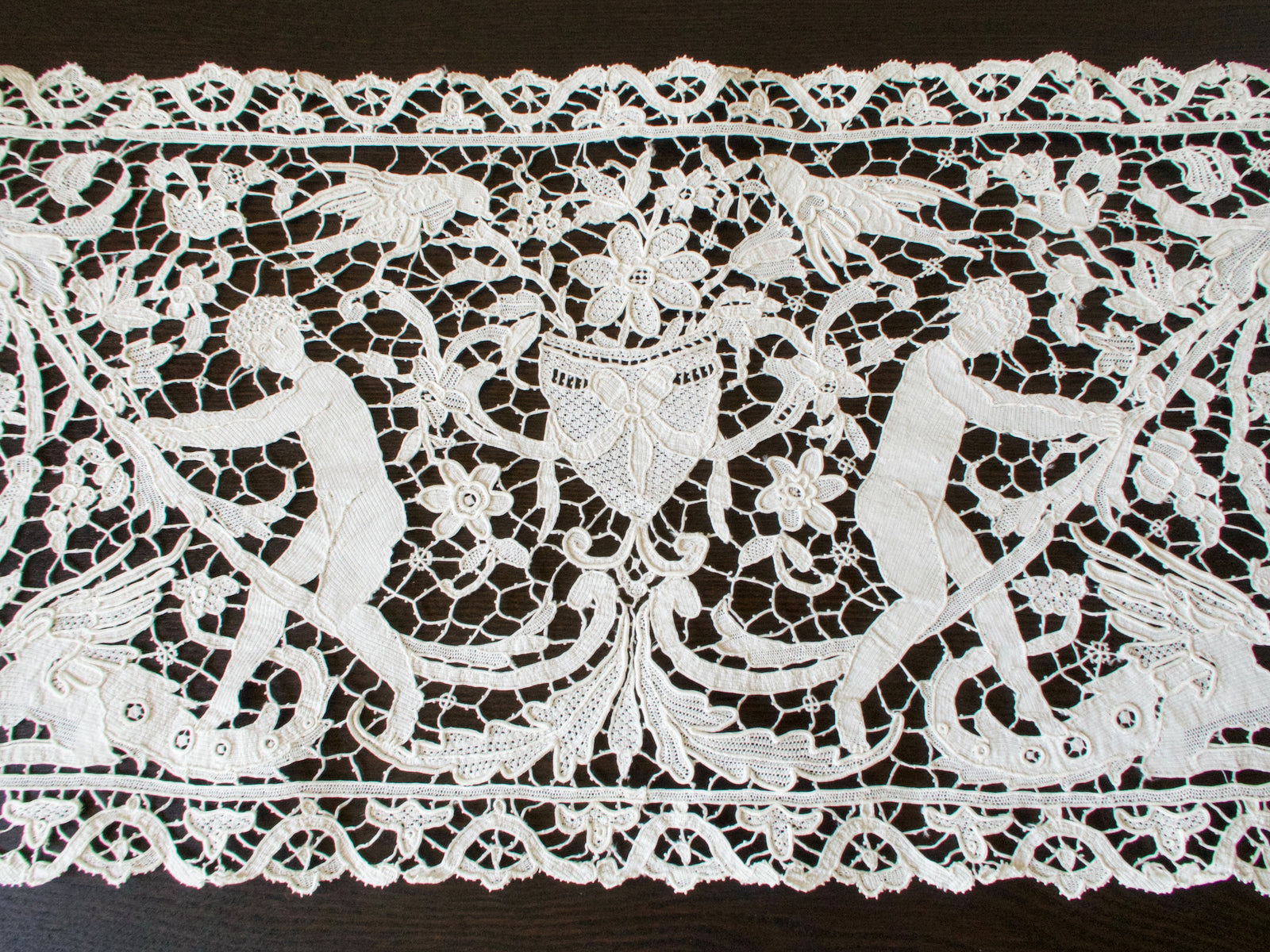 vintage figural lace runner w/ cherubs & nudes, Italian buratto net lace w/  wide edging