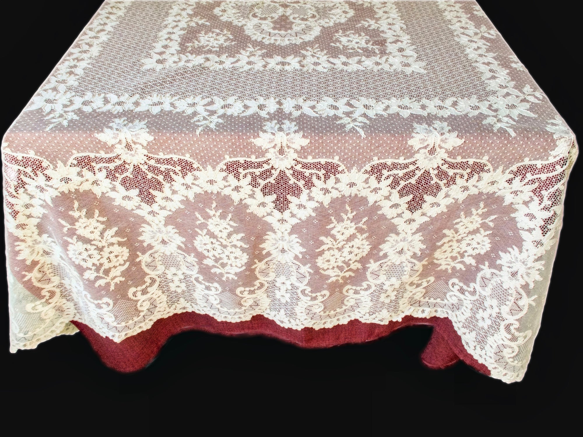 Beautiful Vintage French Alencon Lace Tablecloth 66x92