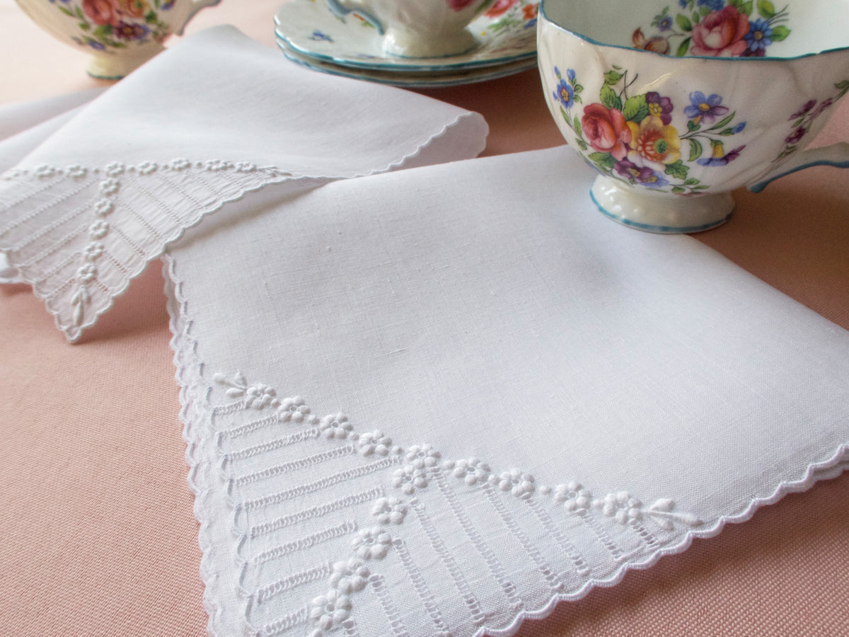 ELEGANT Napkin Set, Art Deco 20s MADEIRA Linen Napkins,Embroidery Open – A  Vintage shop