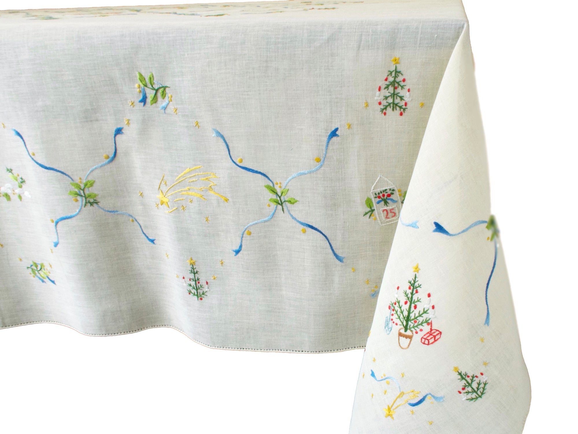 Christmas Vintage Italian Embroidered Linen Tablecloth 68x106”, 12 Napkins