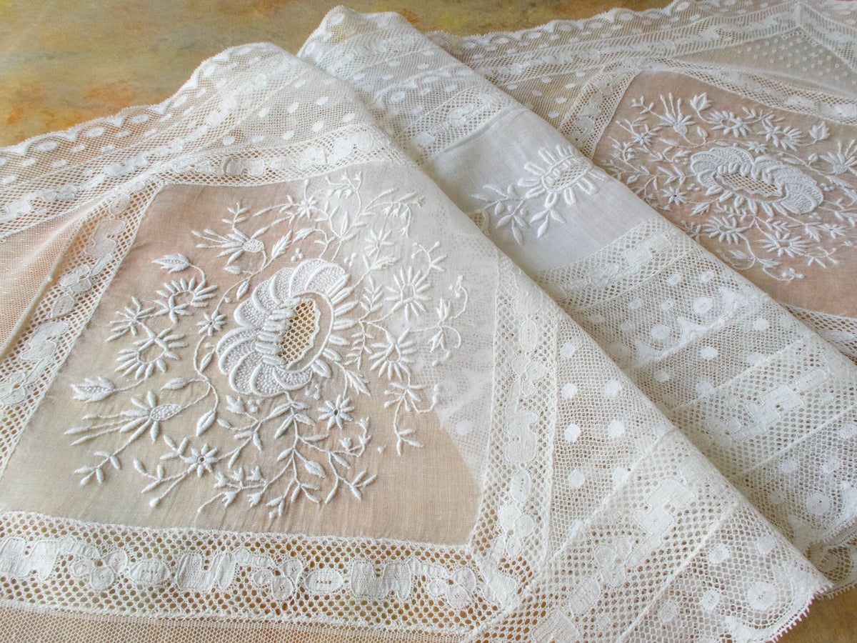 Normandy Lace Vintage French Table Runner 14x36