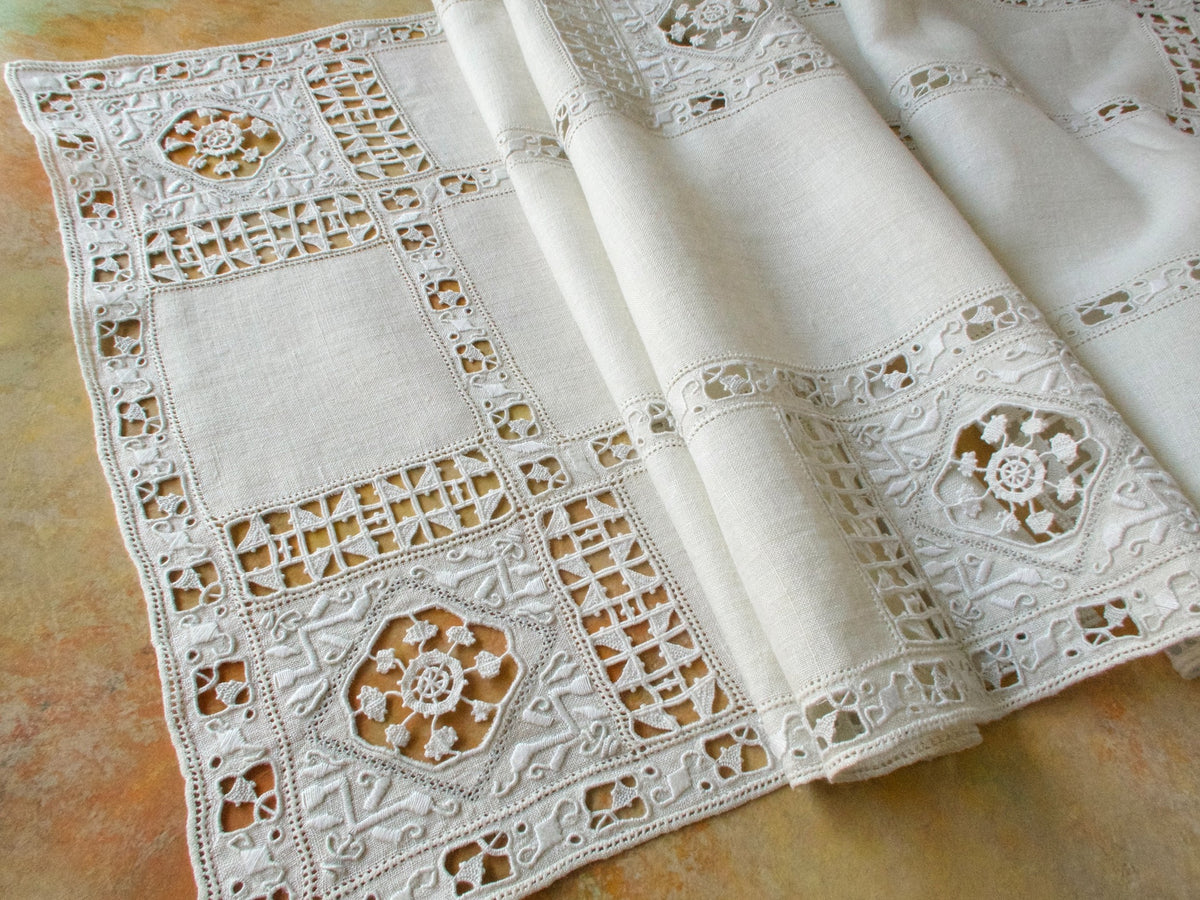 Linen &amp; Lace Vintage Italian Table Runner 16x52