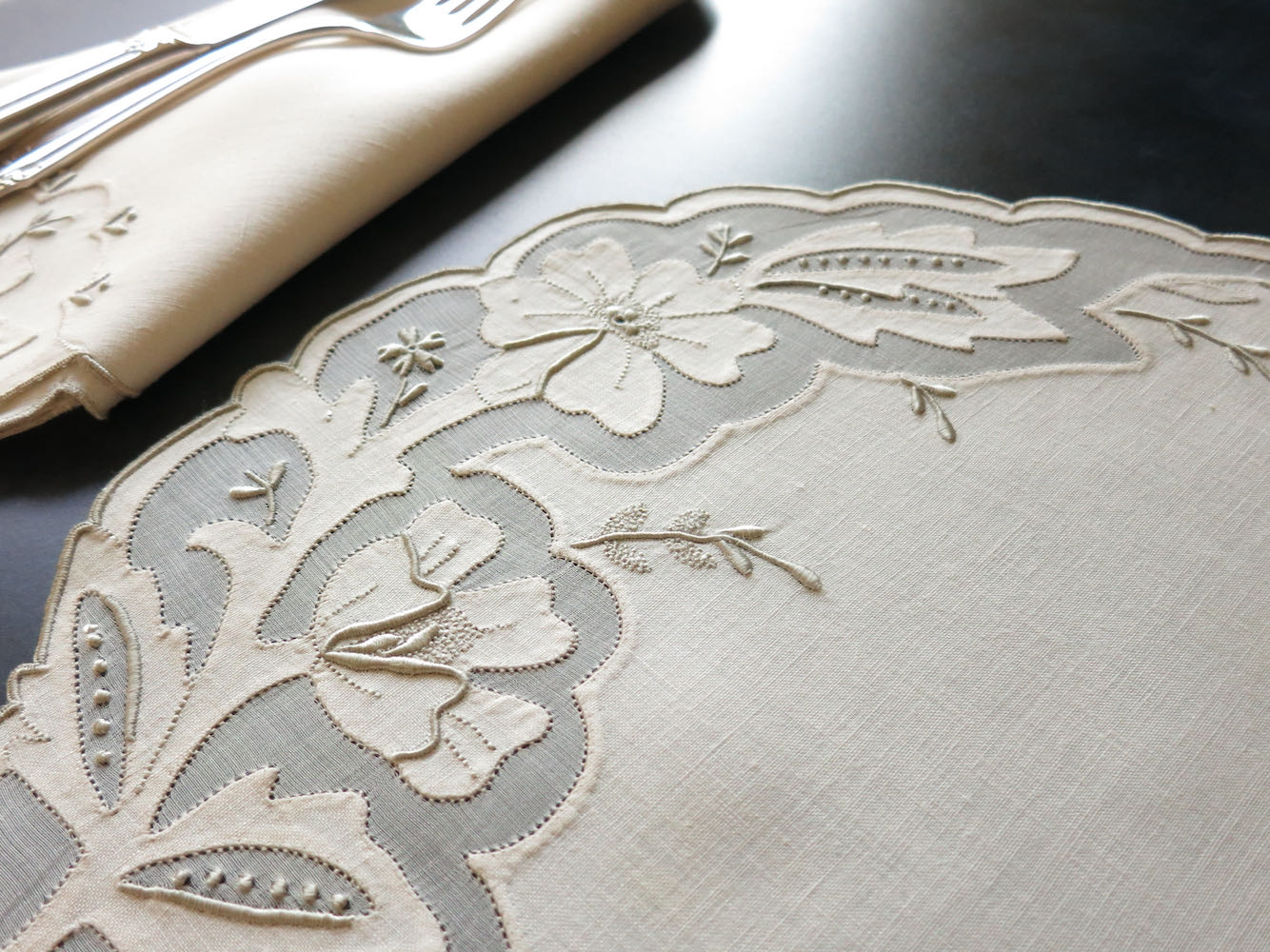 Old Gold Floral Pattern Linen Embroidery
